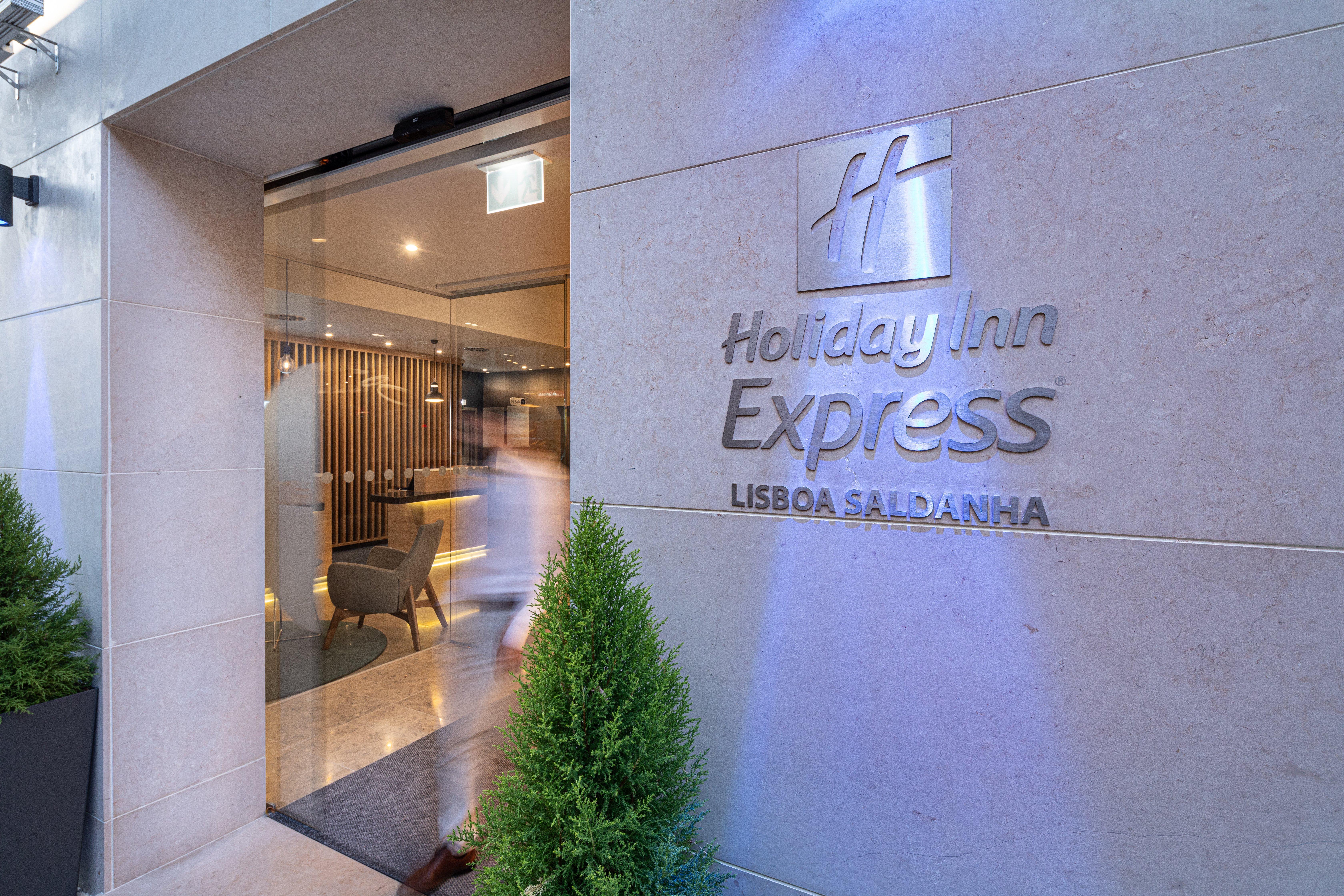 Holiday Inn Express - Lisbon - Plaza Saldanha, An Ihg Hotel Dış mekan fotoğraf